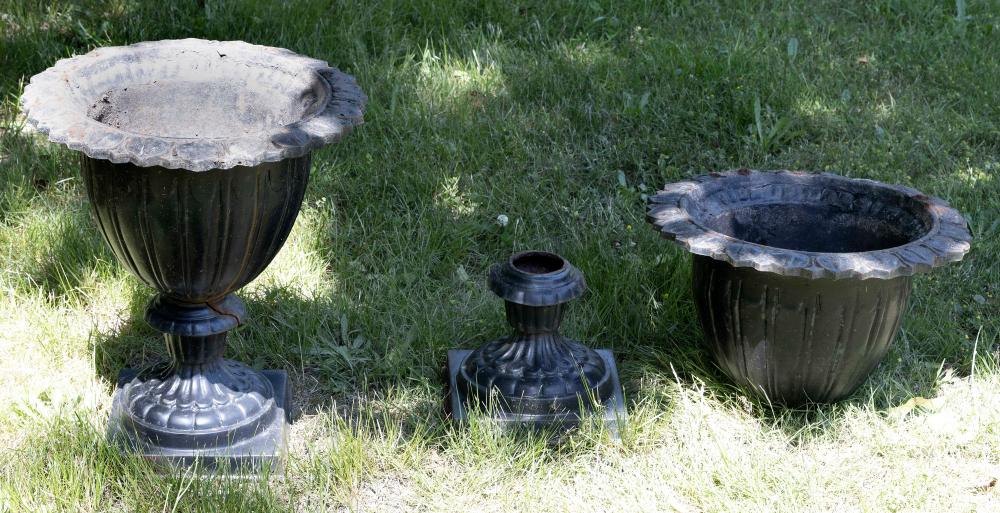 Appraisal: PAIR OF CAST IRON GARDEN URNS TH CENTURY HEIGHTS PAIR