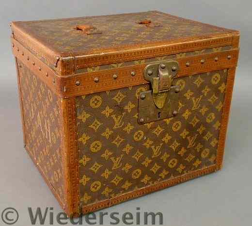 Appraisal: Louis Vuitton hat box with tray insert and bowler hat