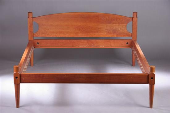 Appraisal: THOS MOSER CHERRYWOOD LOW POST BED Late th century Arching