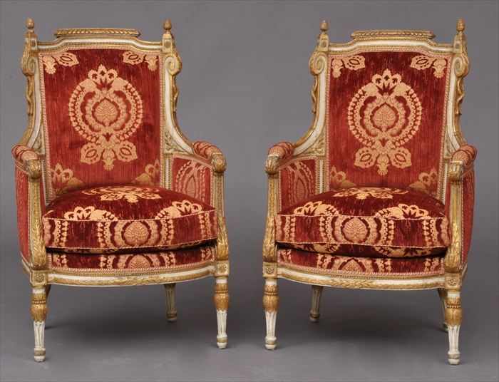 Appraisal: PAIR OF NORTH ITALIAN NEOCLASSICAL-STYLE CARVED PAINTED AND PARCEL-GILT BERG