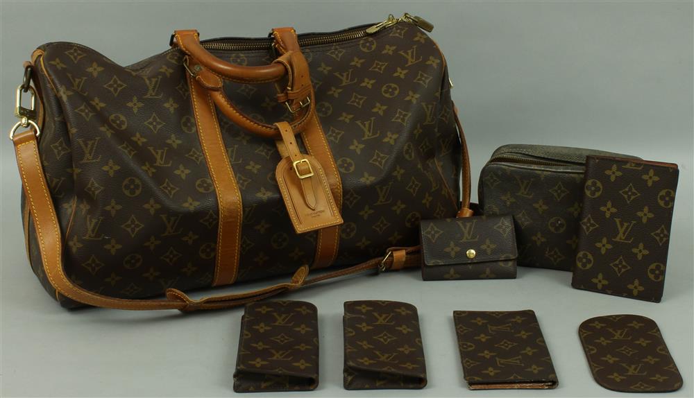 Appraisal: LOUIS VUITTON KEEPALL BANDOULIERE IN MONOGRAM CANVAS WITH ACCESSORIES Louis