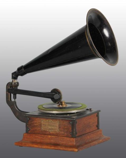 Appraisal: Victor R Rigid Arm Phonograph Description Exhibition reproducer with Colombia