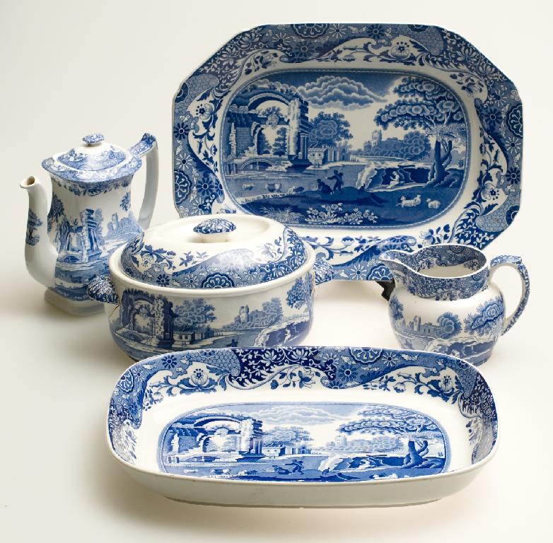 Appraisal: EXTENSIVE GROUP OF SPODE AND COPELAND SPODE ITALIAN DINNER AND