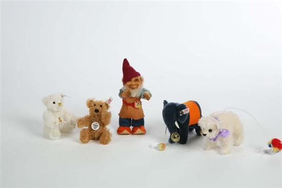 Appraisal: FIVE STEIFF MINIATURES Two Steiff Club bears years and h