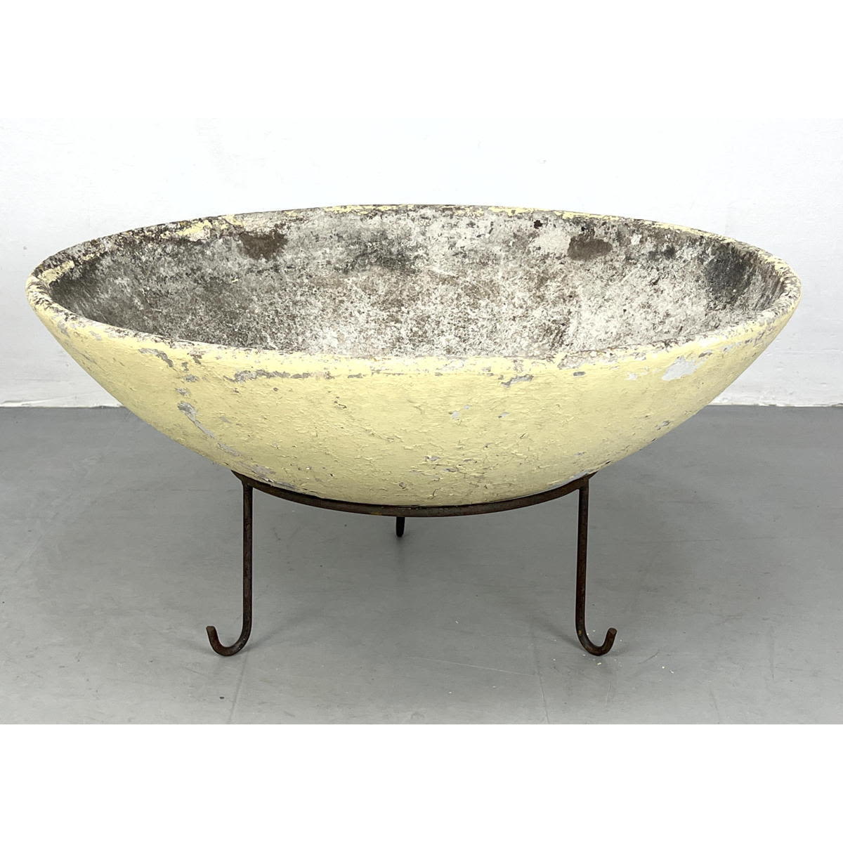 Appraisal: Lg Willy Guhl vasque round planter With iron base Dimensions