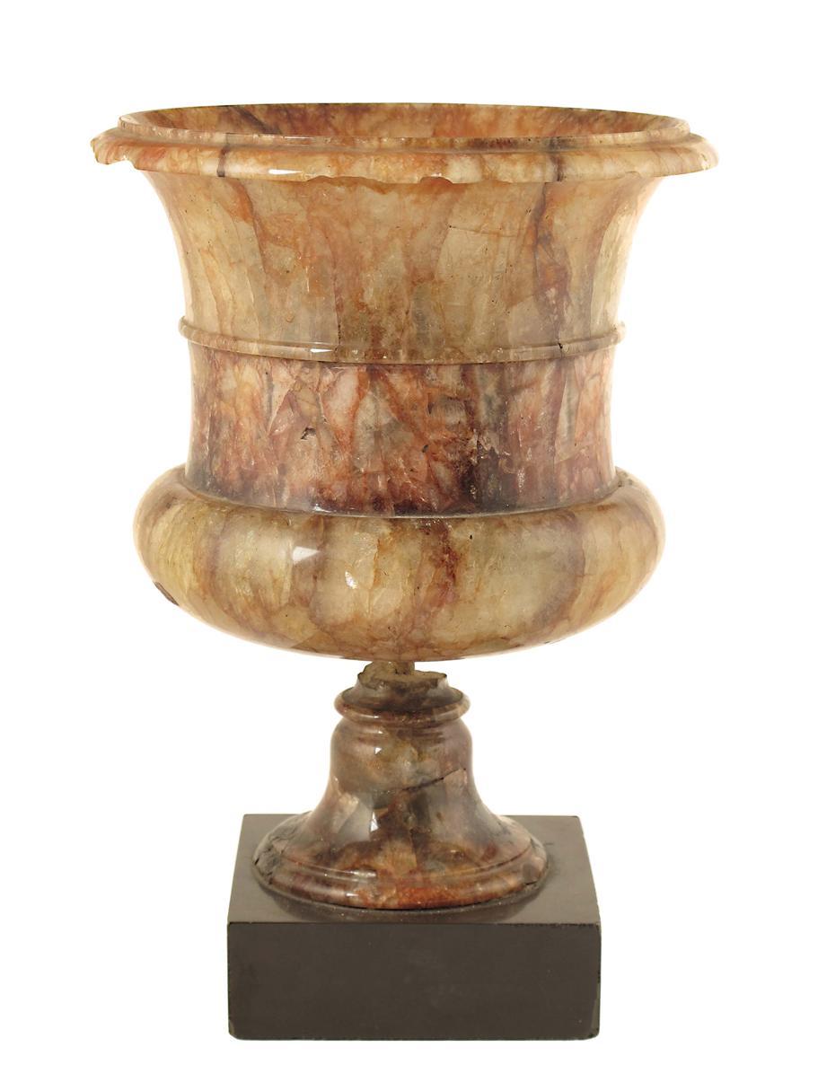 Appraisal: An early th century blue john campana urn