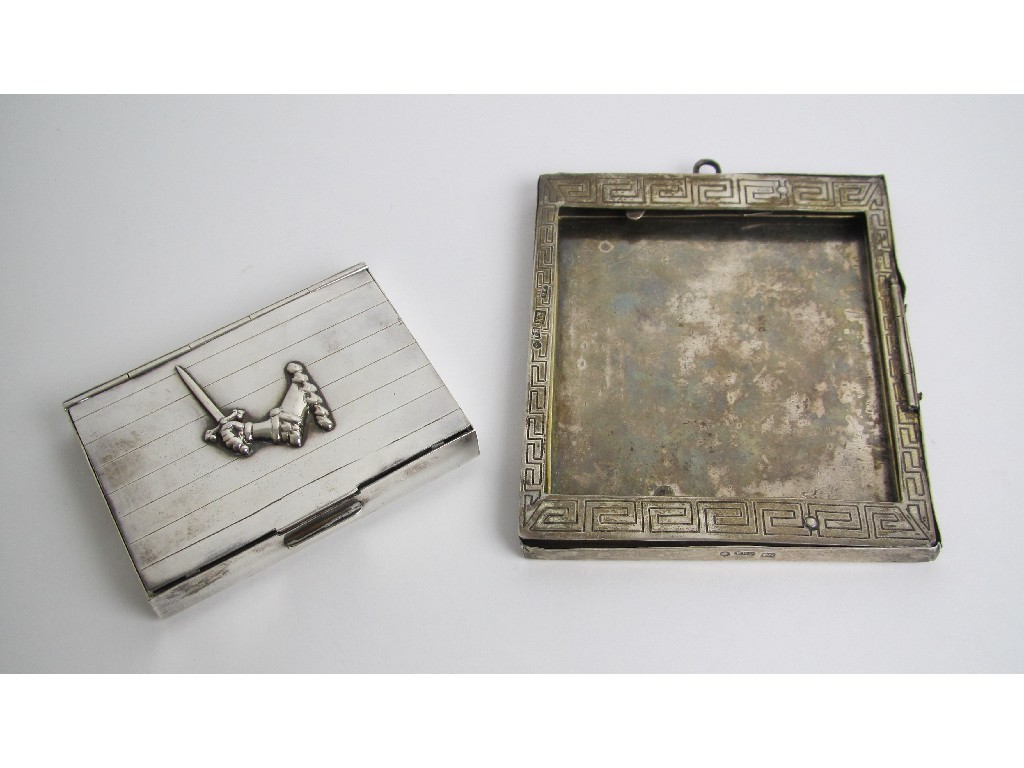 Appraisal: A Russian silver icon case the reverse engraved with a