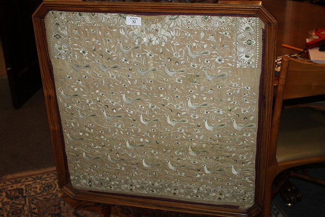 Appraisal: A VICTORIAN ROSEWOOD POLE SCREEN inset a Persian embroidered panel