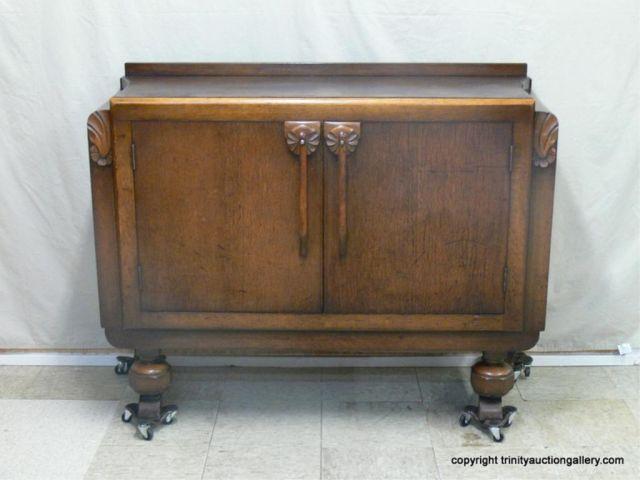 Appraisal: Vintage Oak Buffet Sideboard Server with double cabinet storageRight side