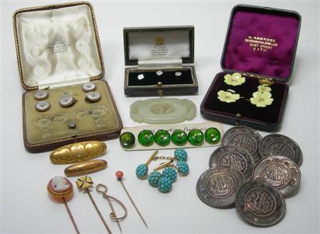 Appraisal: A collection of items to include a gilt metal mounted