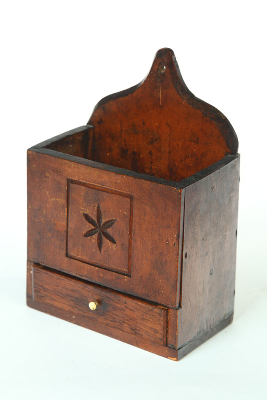 Appraisal: HANGING BOX American th century Pine salt box with good