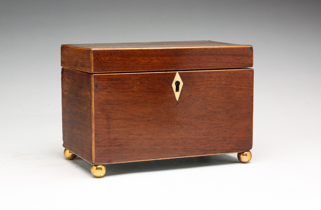 Appraisal: American mid th century mahogany pine secondary Sapwood string inlay