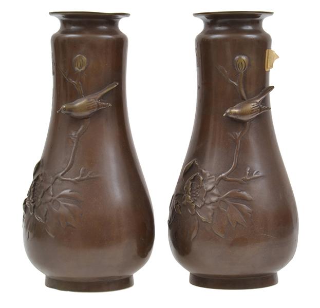 Appraisal: PAIR OF JAPANESE SHOWA BRONZE VASES