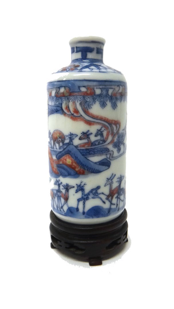 Appraisal: A Chinese porcelain cylindrical snuff bottle th th century painted