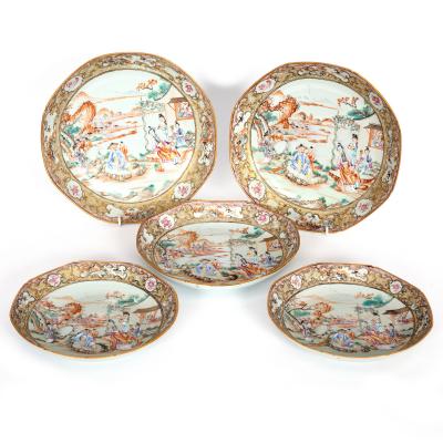 Appraisal: A pair of Chinese famille rose export octagonal deep dishes