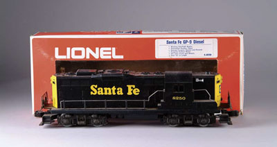 Appraisal: LIONEL SANTA FE GP DIESEL WITH BOX CONDITION Very good