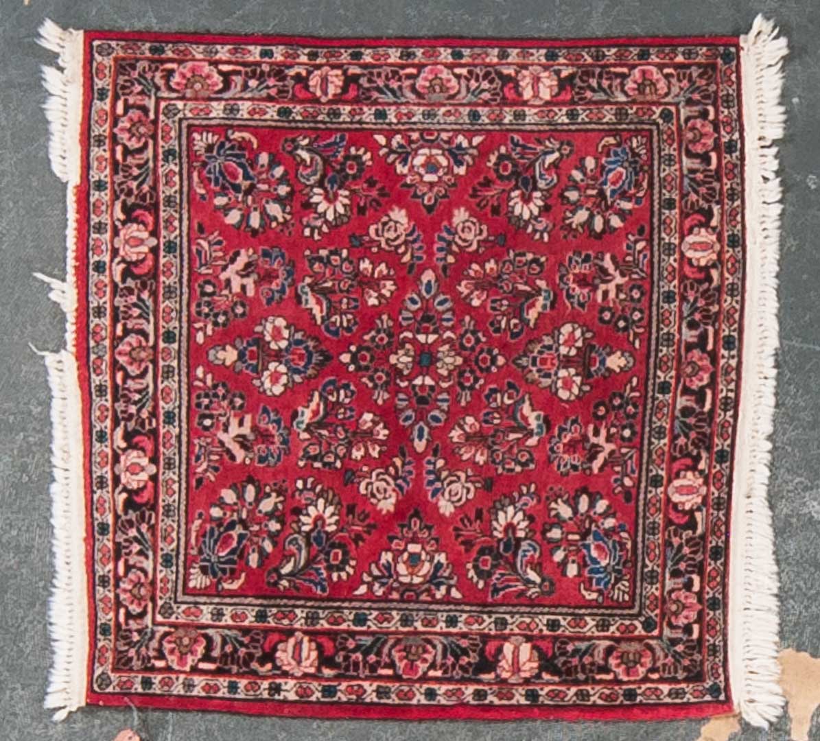 Appraisal: Persian Sarouk rug approx x Iran circa