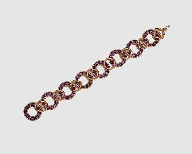 Appraisal: K Yellow Gold and Amethyst Bracelet K Yellow Gold and