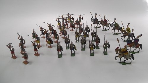 Appraisal: A boxed set of Roman soldiers circa by Heinrichsen in