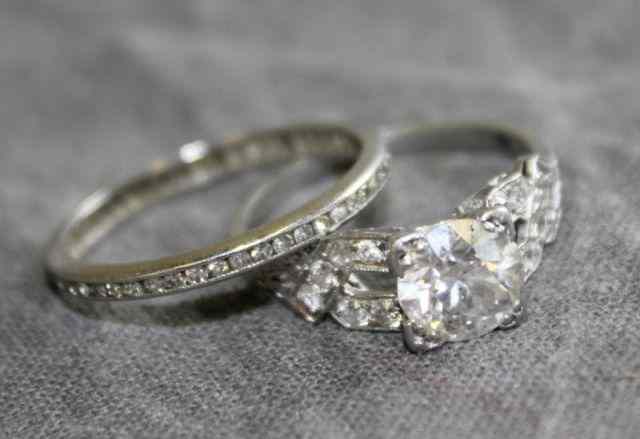 Appraisal: Ladies Rings One K White Gold OnePlatinum K white gold