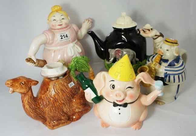 Appraisal: A Collection of Novelty Teapots designed Roy Simpson comprising Cook