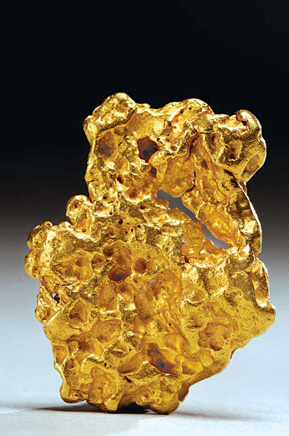 Appraisal: GOLD NUGGET Central Victorian Gold Fields Australia This bright nugget