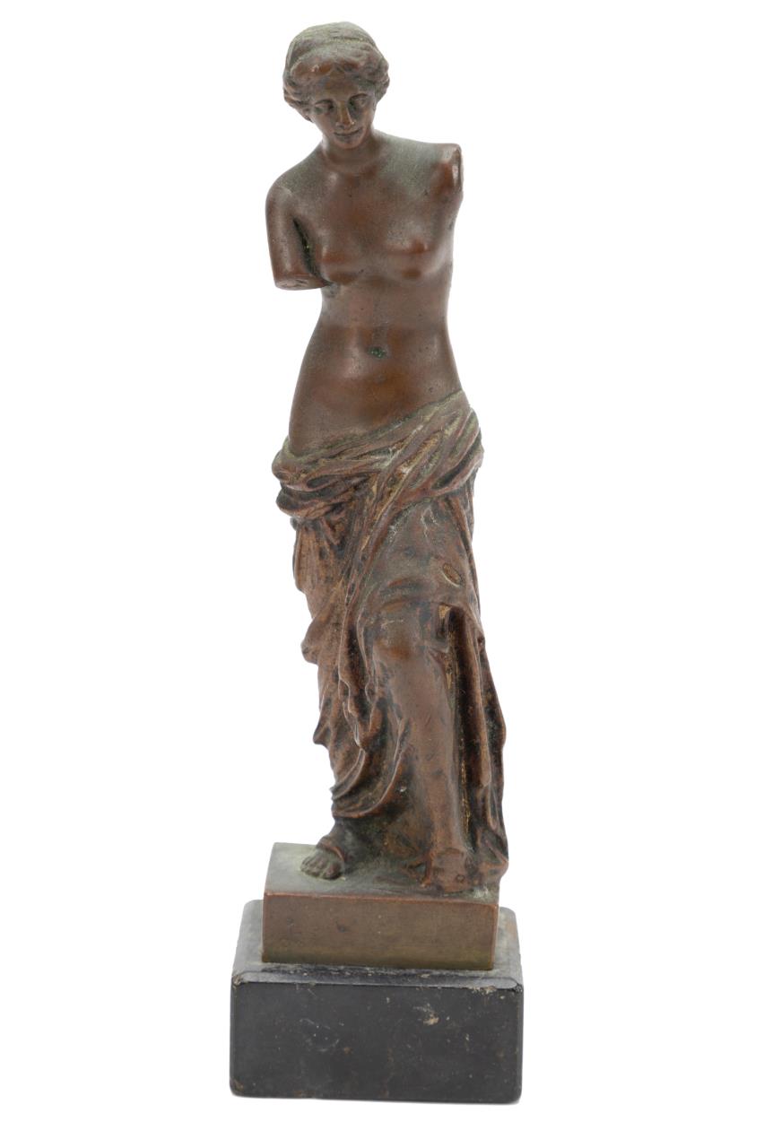 Appraisal: GRAND TOUR BRONZE FIGURE OF THE VENUS DE MILO French