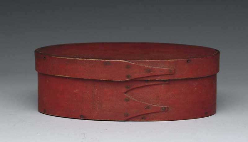 Appraisal: OUTSTANDING RED PAINTED SHAKER OVAL BOX Oval box has a