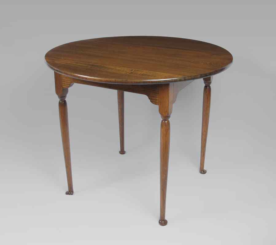 Appraisal: CUSTOM QUEEN ANN STYLE TAVERN TABLE Early th C Nicely