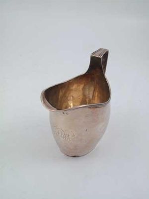 Appraisal: A George III silver helmet shaped cream jug makers mark