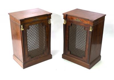 Appraisal: A pair of mahogany speaker cabinets with brass mounts and