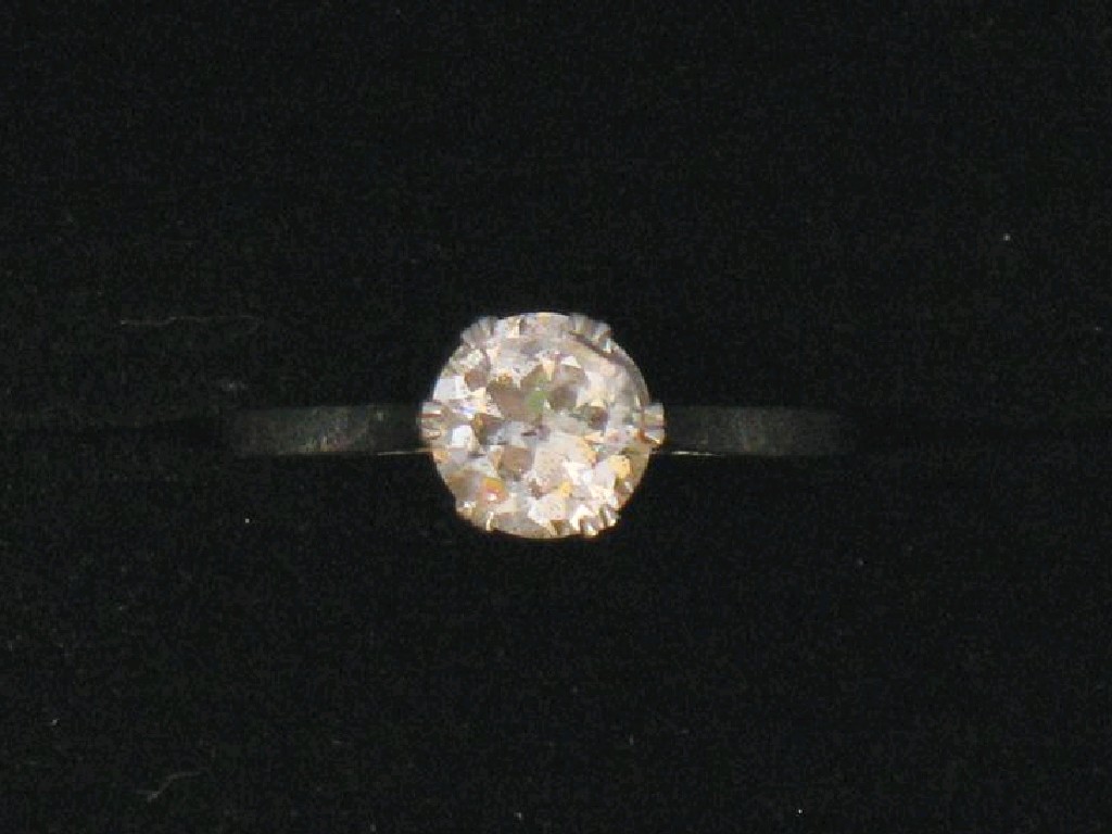 Appraisal: A DIAMOND SOLITAIRE RING the round old-cut diamond circa cts