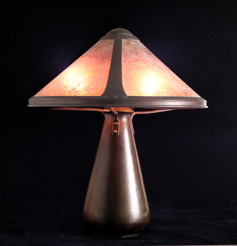 Appraisal: DIRK VAN ERP Tear-drop shaped hammered copper table lamp with