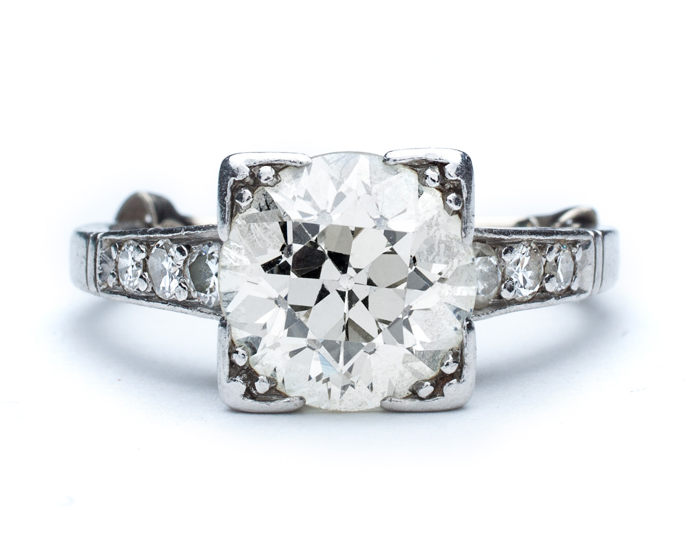 Appraisal: Lady's platinum and diamond engagement ring centering a round mine-cut