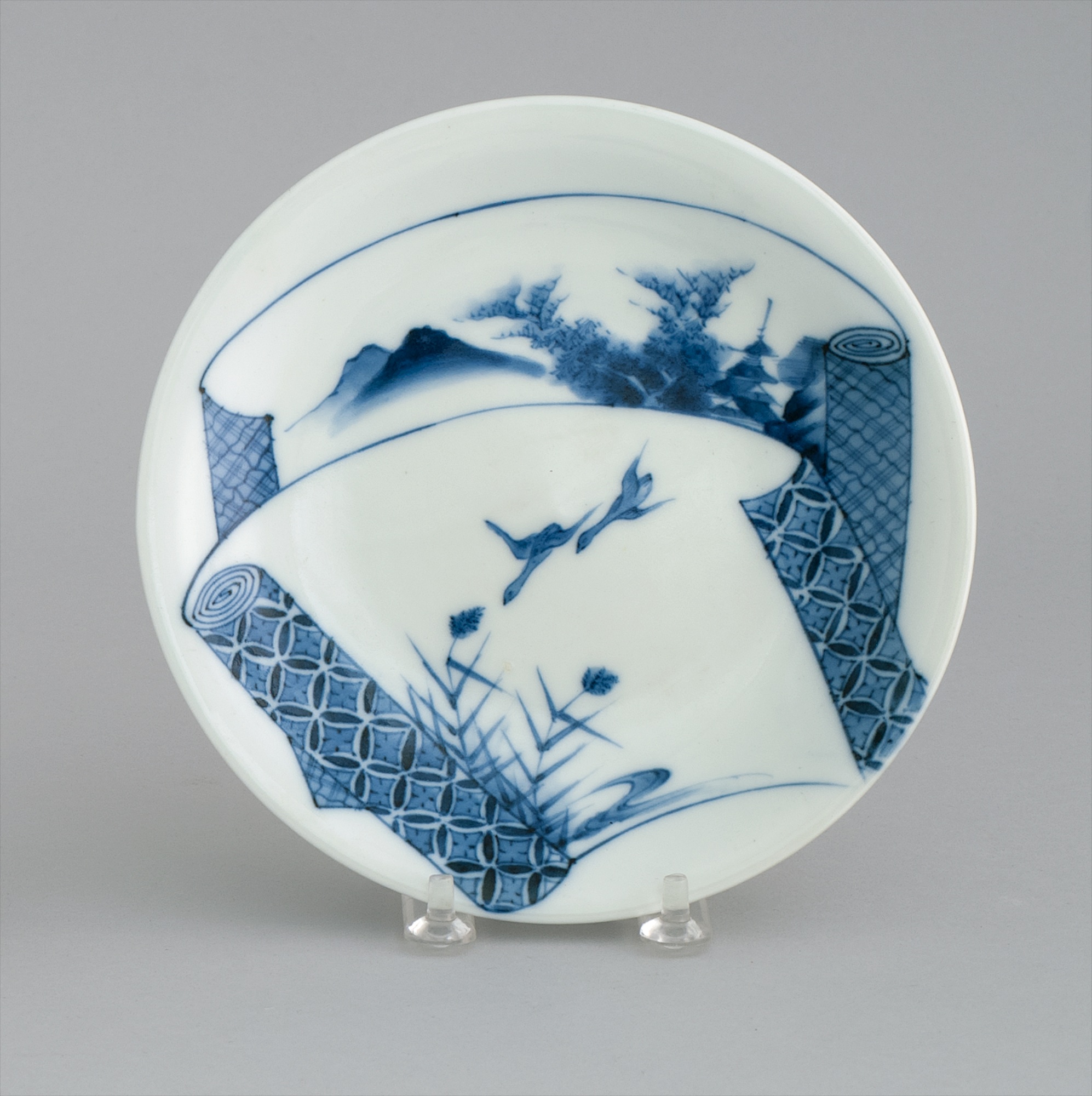 Appraisal: BLUE AND WHITE HIRADO PORCELAIN PLATE Meiji PeriodWith design of