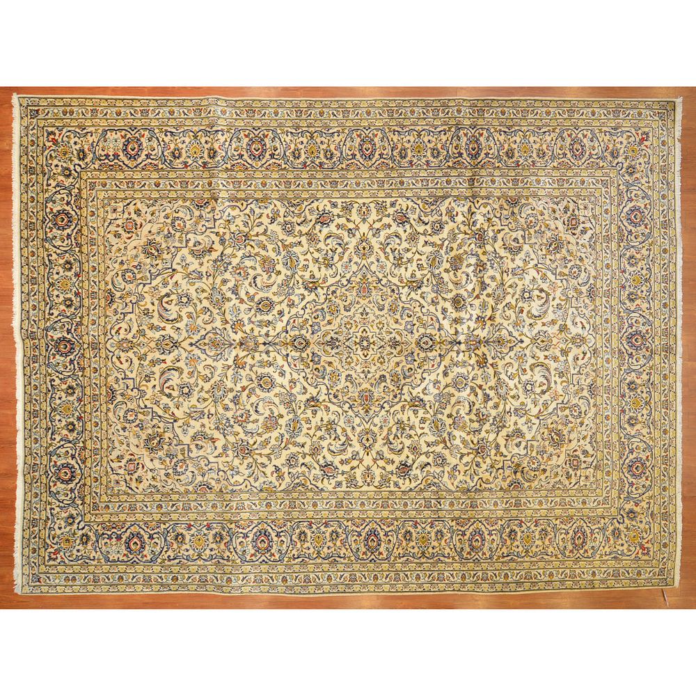 Appraisal: Kashan Carpet Persia x Fourth quarter- th century hand-knotted wool