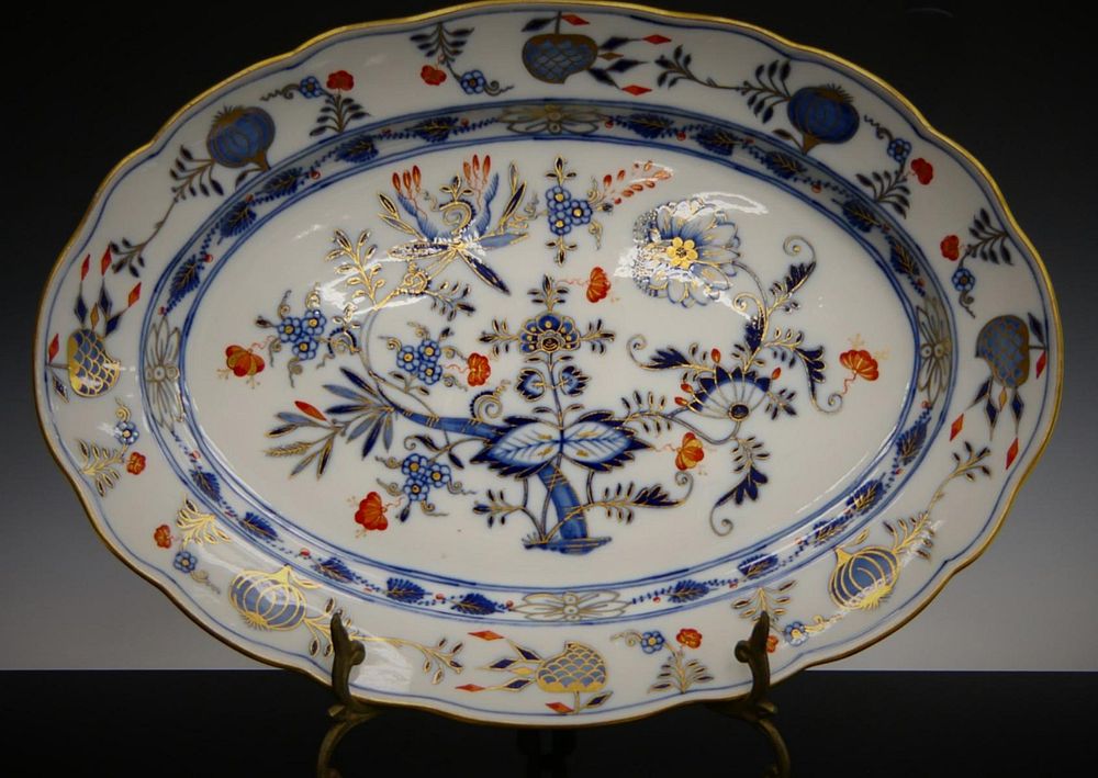 Appraisal: HAND PAINTED MEISSEN LARGE OVAL SERVING PLATER Measures long X