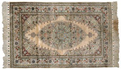 Appraisal: Silk rug Tabriz design with scalloped oval central medallion beige