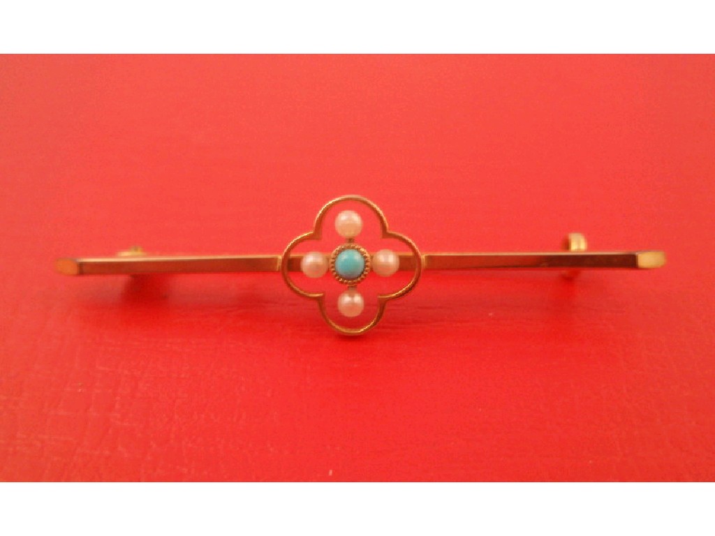 Appraisal: A late Victorian bar brooch with quatrefoil seed pearl and