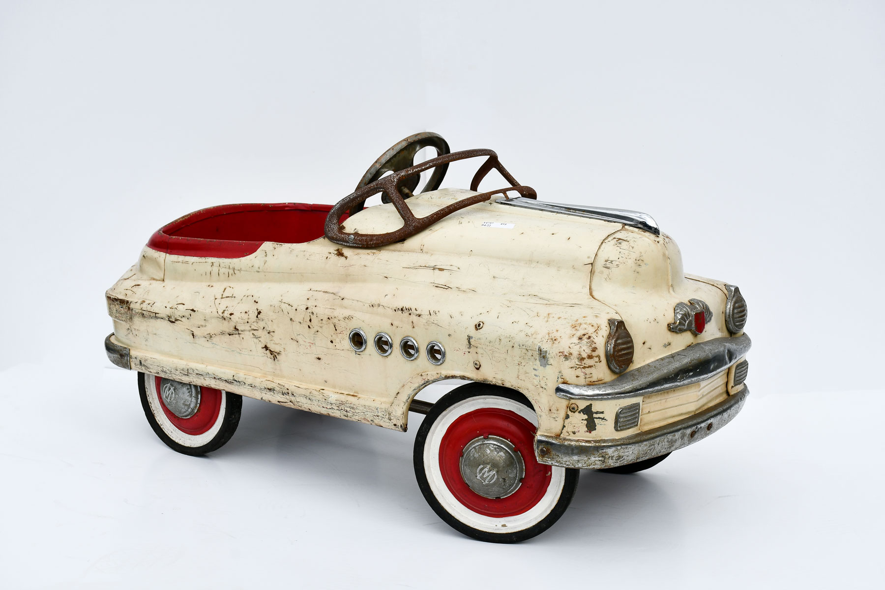 Appraisal: S MURRAY BUICK TORPEDO PEDAL CAR White car with red