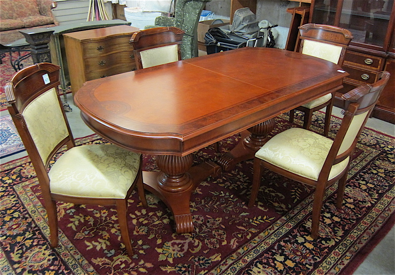 Appraisal: REGENCY STYLE MAHOGANY AND BURL WALNUT DINING TABLE AND FOUR