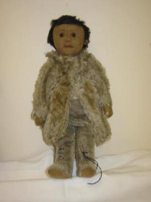 Appraisal: A Steiff Eskimo doll with moulded felt face black bead