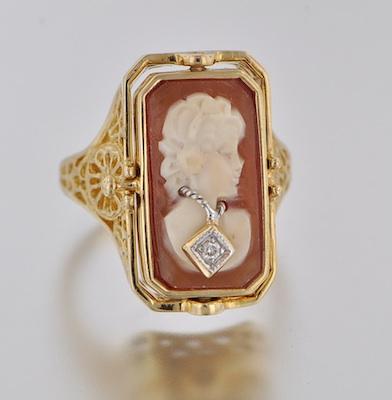 Appraisal: A Victorian Style Ladies' Flip Cameo and Onyx Ring k