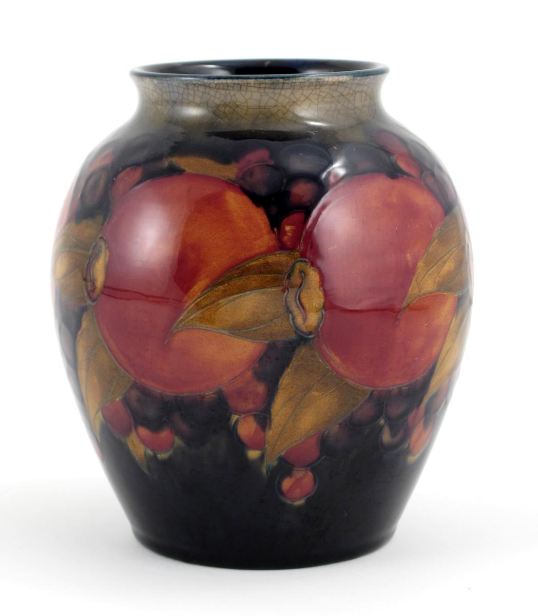 Appraisal: Pomegranate a Moorcroft Pottery vase