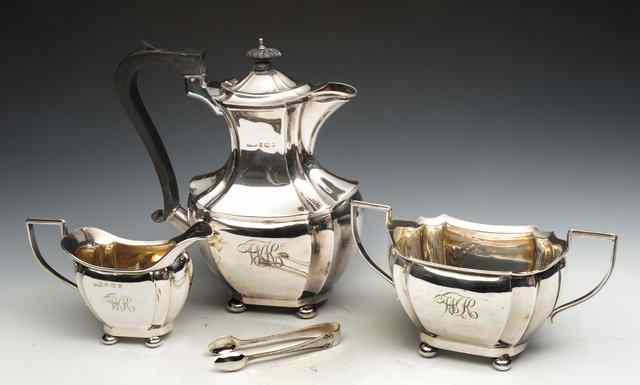 Appraisal: A THREE PIECE SILVER COFFEE SET consisting of a coffee