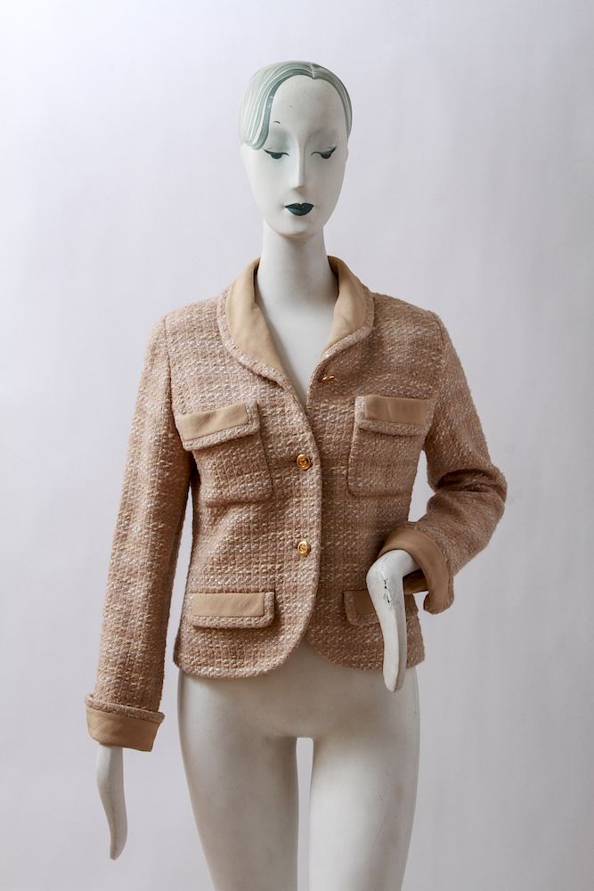 Appraisal: Chanel Boutique Beige Tweed Jacket Chanel Boutique Beige Tweed jacket