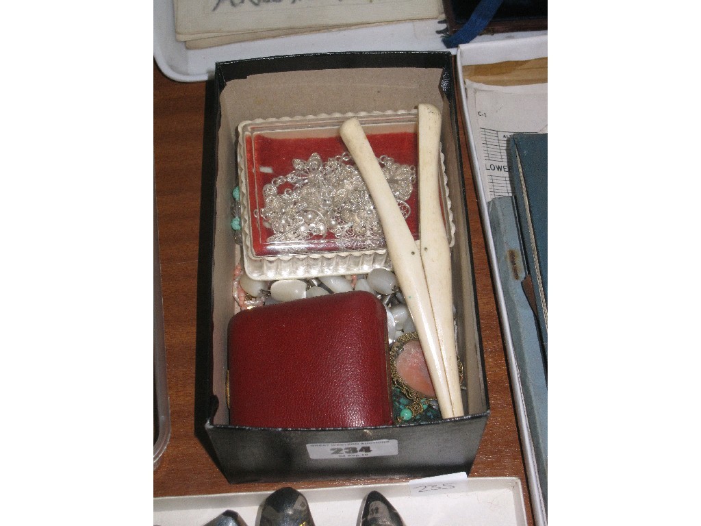 Appraisal: Box of costume jewellery and a pair of glove stretchers