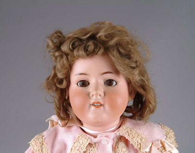 Appraisal: HEUBACH KOPPELSDORF DOLL A large German dolly face with brown