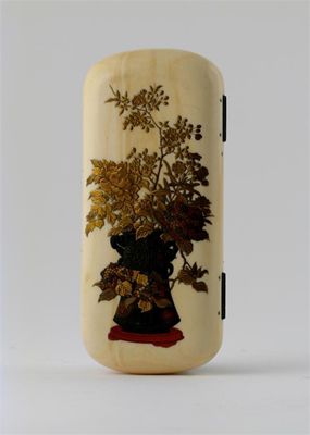 Appraisal: A Japanese shibiyama cigar case inset in lacquer hardstone and