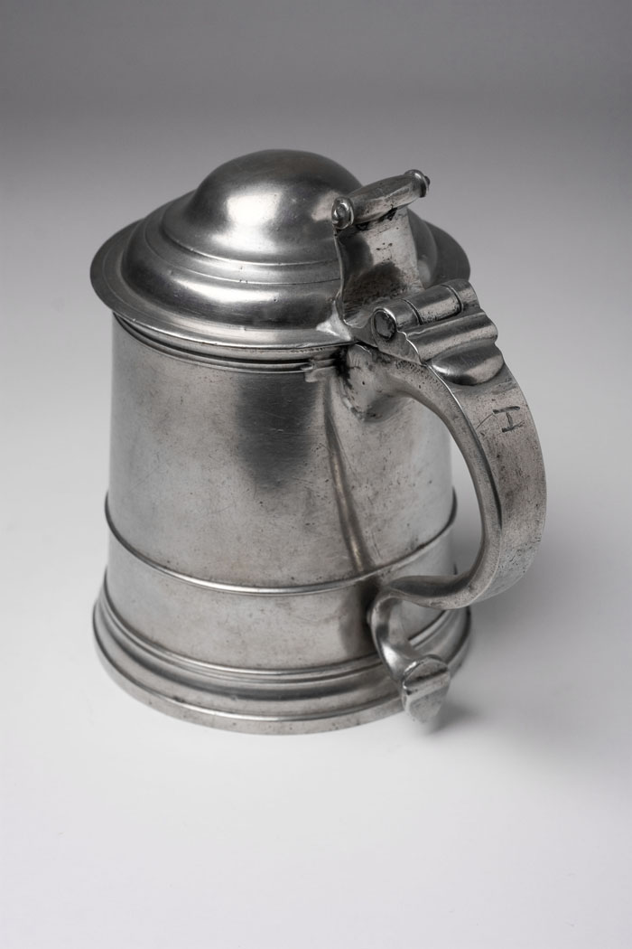 Appraisal: PEWTER PINT TANKARD WILLIAM EDDON LONDON ENGLAND CIRCA - Maker's